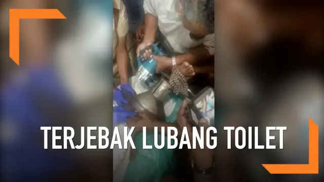 VIDEO: Kaki Wanita Terjebak di Lubang Toilet Kereta