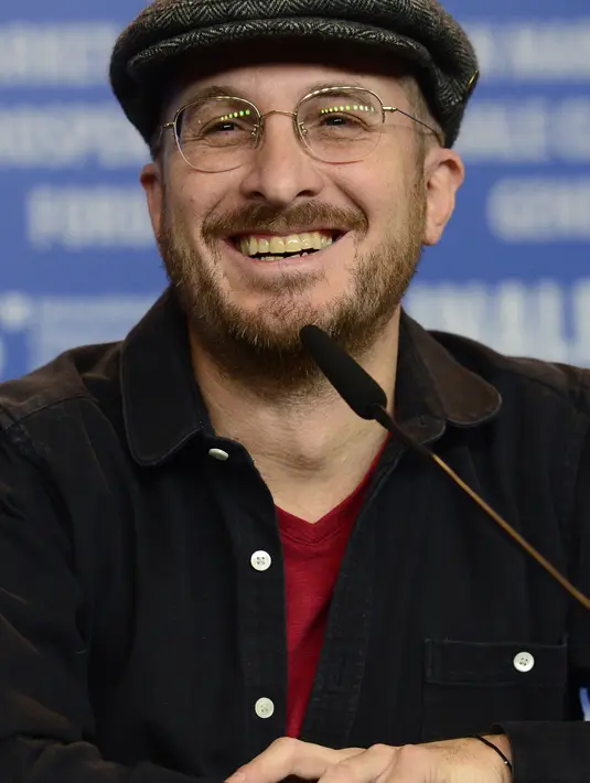 Tersiar kabar, keduanya merahasiakan hubungan percintaannya lantaran perbedaan umur yang cukup jauh. (AFP/Bintang.com)