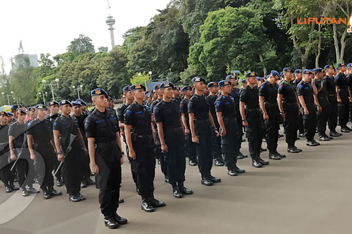 polisi-gbk-130714b.jpg