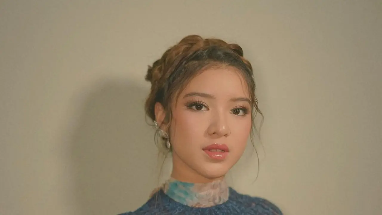 FOTO: Gaya Tiara Andini Pakai Outfit Vintage, Tetap Modis dan Kekinian