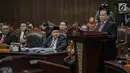 Ketua Bawaslu RI Abhan memberikan keterangan saat sidang lanjutan perselisihan hasil pemilihan umum (PHPU) untuk Pemilihan Presiden 2019 di Gedung MK, Jakarta, Selasa (18/6/2019). Sidang tersebut beragendakan mendengarkan jawaban dari termohon. (Liputan6.com/Faizal Fanani)