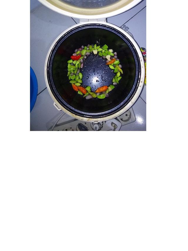 Terlalu Kreatif, 8 Cara Memasak Ala Anak Kost Ini Bikin Geleng Kepala