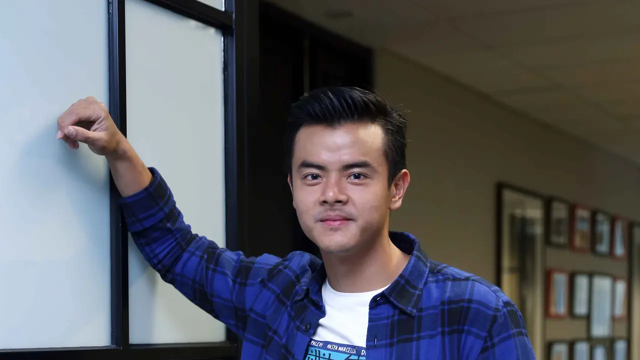 [Bintang] Dion Wiyoko
