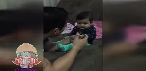 Pura-pura Sakit, Bayi Ini Iseng Banget Sama Ayahnya