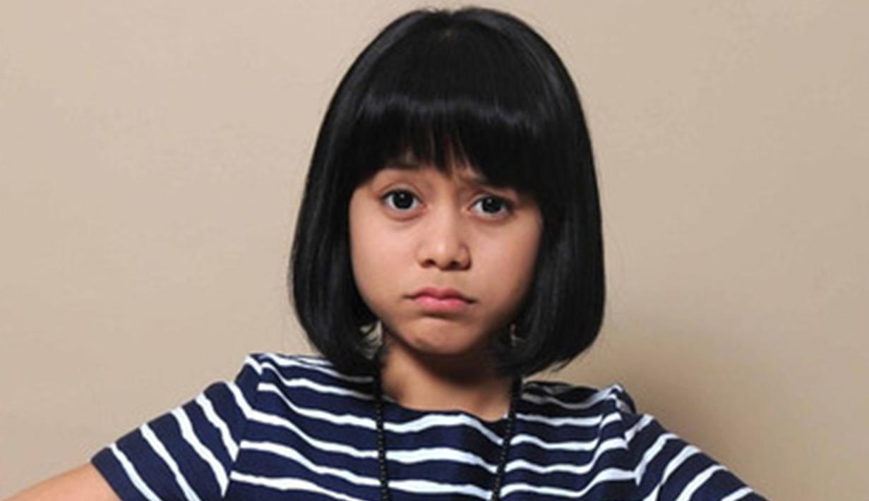 Lesti Kejora kariernya meroket usai menjadi juara D'Academy season 1. Setelah itu, Lesti berusaha tembus belantika musik Tanah Air. Gaya penampilannya pun diperhatikan dengan mencoba gaya rambut bob pendek sebahu. (KapanLagi.com)