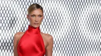 Bella Hadid Sebut Dolce &amp; Gabbana Rasis, Hanya Pilih Model Kulit Putih di Milan Fashion Week 2026