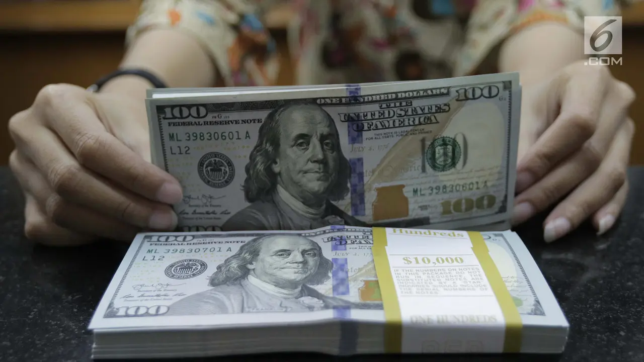 Rupiah Tembus 13.820 per Dolar AS