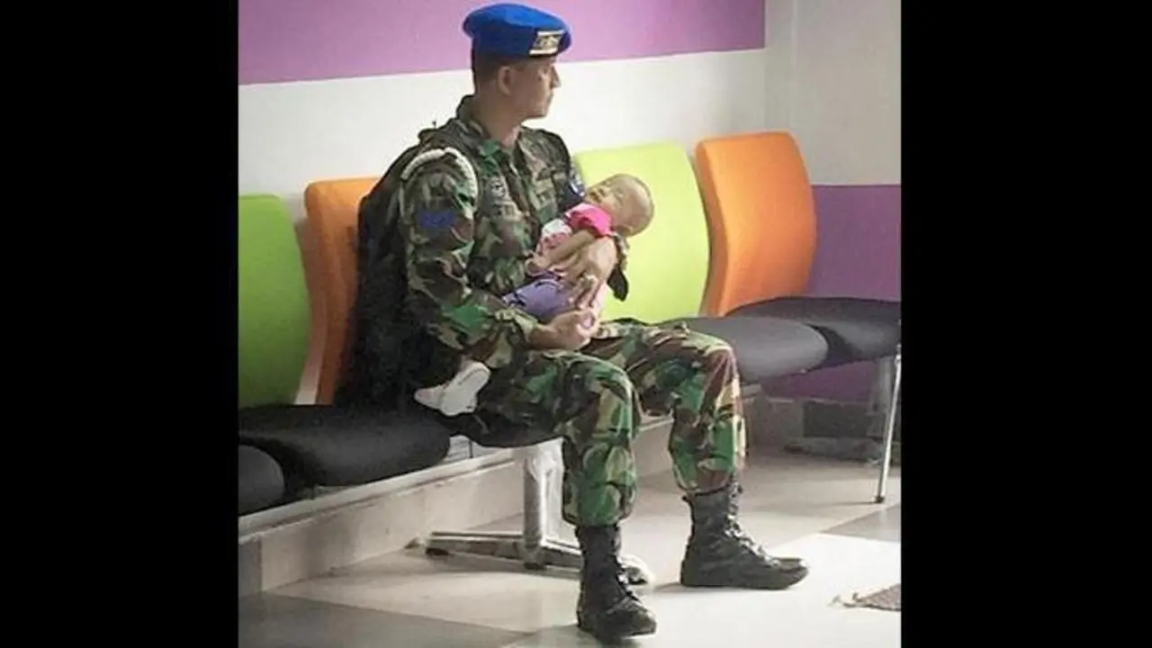 [Bintang] 5 Cerita Viral Prajurit TNI, Ternyata Nggak Sesangar Tampangnya