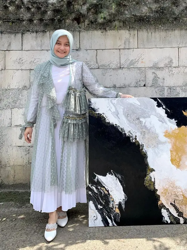 Diary Fimela: Lahir di Awal Pandemi, Lukisansenja.id Telah Memperoleh Banyak Pencapaian dan Menjadi Bisnis Seni yang Menjanjikan