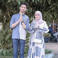 Momen Manis Vebby Palwinta dan Razi Bawazier Setelah Menikah. (Sumber: Instagram.com/vebbypalwinta)