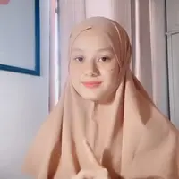 Penampilan Dinda Hauw tanpa makeup ini jadi perhatian netizen. (Sumber: Instagram/dindahw)