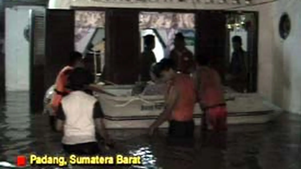 100105cBanjir.jpg