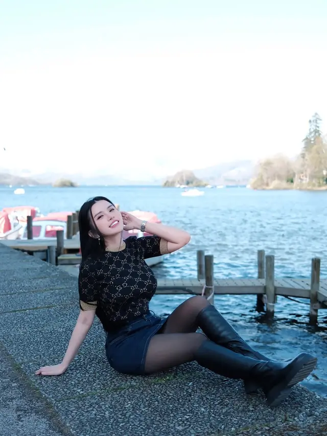 Outfit Liburan ala Maria Vania (Foto: Instagram @maria_vaniaa)