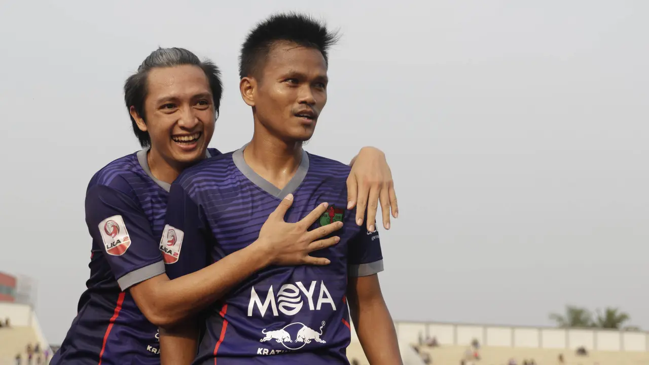 FOTO: Sirvi Arfani Cetak Hattrick, Persita Hajar Persibat