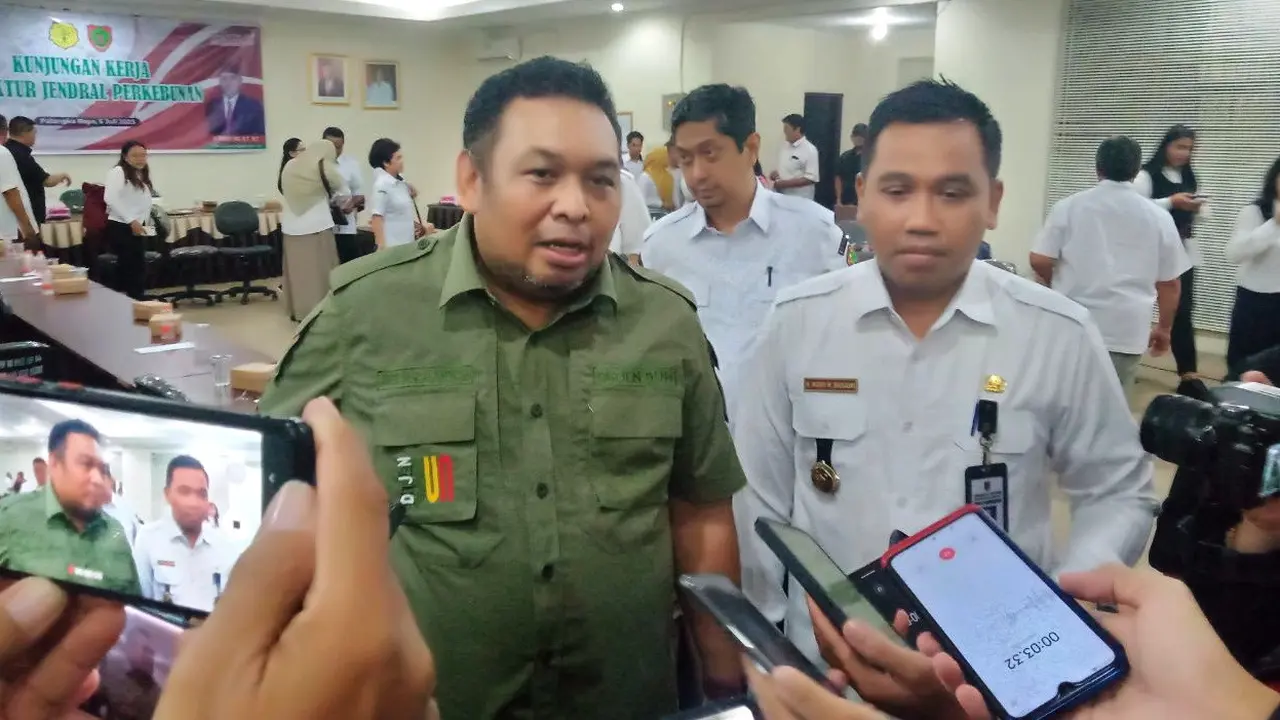 Dirjen Perkebunan Andi Nur Alam Syah