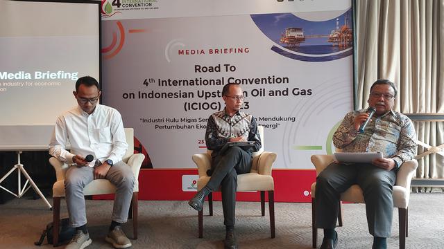 Wakil Kepala Satuan Kerja Khusus Pelaksana Kegiatan Usaha Hulu Minyak dan Gas Bumi (SKK Migas) Nanang Abdul Manaf, dalam Media Briefing, di Jakarta, Rabu (23/8/2023). (Arief/Liputan6.com)