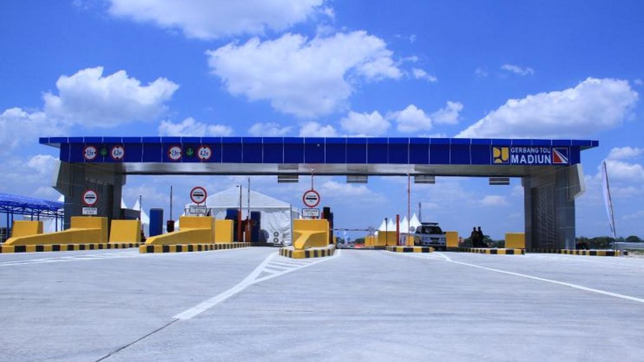 Presiden Jokowi meresmikan Jalan Tol Ngawi-Kertosono (Ruas Ngawi-Wilangan) pada Kamis, (29/3/32018). (Dok Jasa Marga)