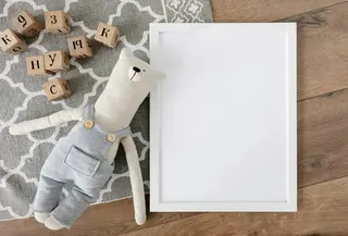 Beige mom aesthetic populer di kalangan ibu yang menyukai warna netral untuk anak dan rumah. Tren ini menawarkan ketenangan, namun juga menimbulkan perdebatan tentang stimulasi visual bagi tumbuh kembang anak./ Photo by Katsia Jazwinska on Unsplash.