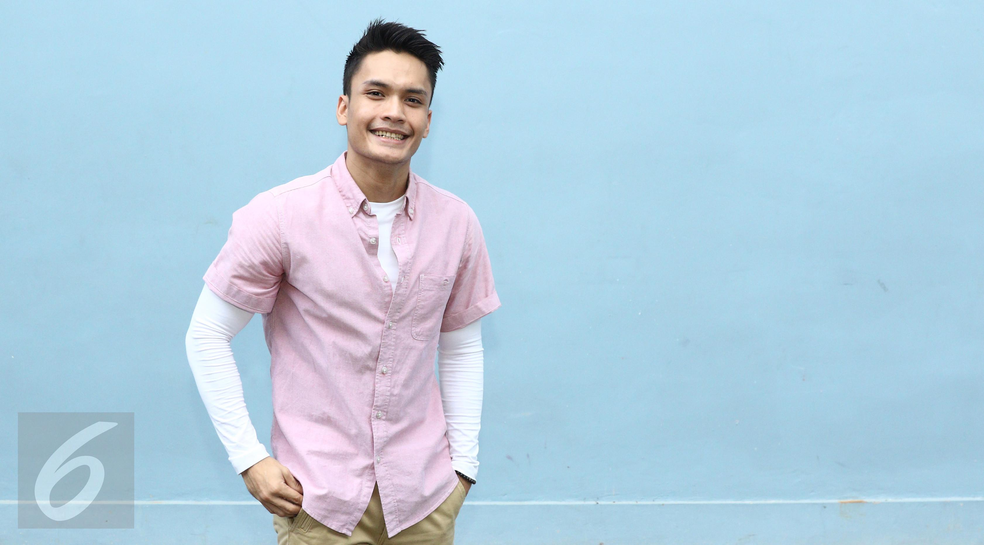 Putus Hubungan Randy Pangalila Susah Move On Dari Michella Putri Showbiz Liputan6 Com Randy pangalila official sherdog mixed martial arts stats, photos, videos, breaking news, and more for the bantamweight fighter from indonesia. putus hubungan randy pangalila susah