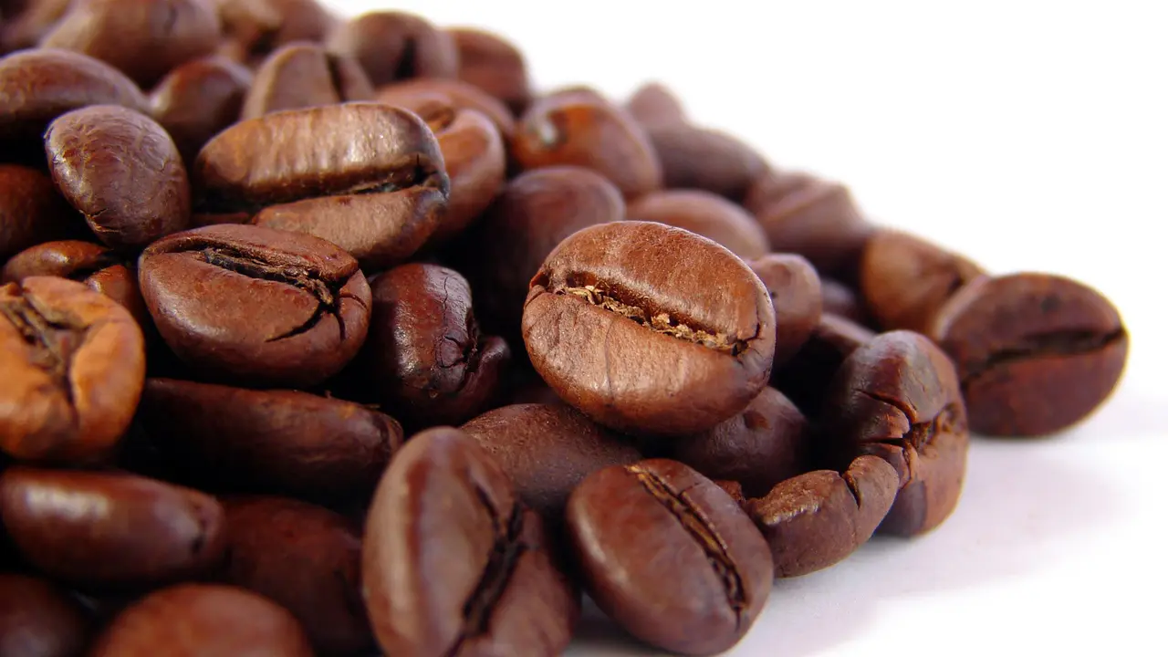 21 Tanda Kalau Kamu Pecandu Kopi
