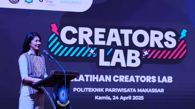 Vonny Susamto selaku Director of Tokopedia and TikTok E-commerce saat acara Pelatihan Konten Kreator di Poltekpar Makassar