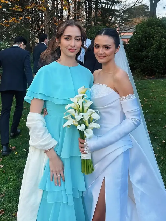 Anna Jobling Artis Malaysia saat Hadir Pernikahan Amanda Rawles. [@annajobling]