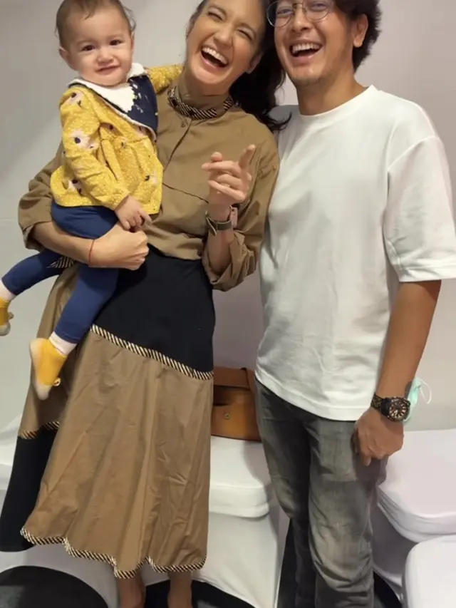 Nadine Chandrawinata Kompak dengan Anak Bulenya  (Sumber: Instagram/nadinelist)