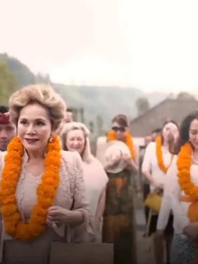 Dewi Soekarno (Instagram/uwutimeline)