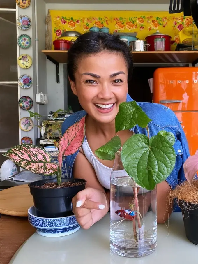 [Fimela] Nirina Zubir