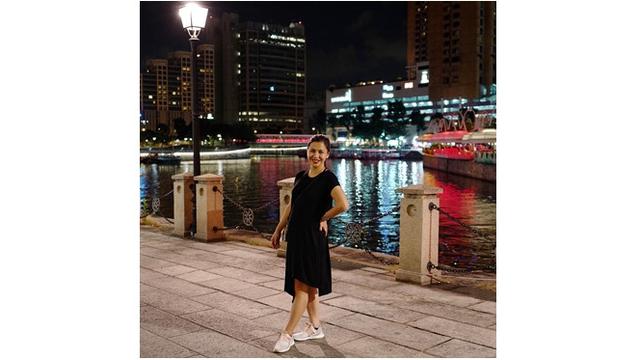 Nah ini dia Fifi Karamoy, istri Vincent Rompies yang jarang terekspos.