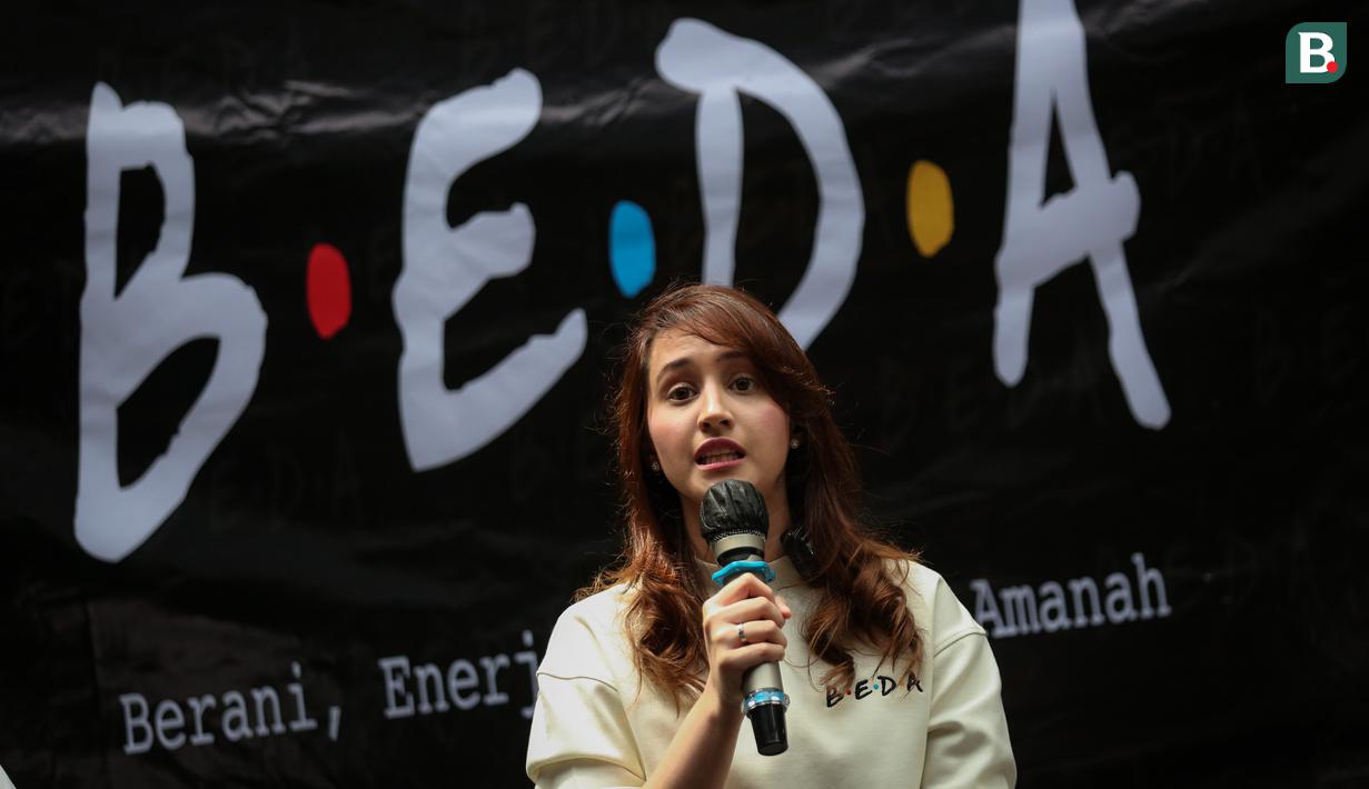 <p>Co-Chair B.E.D.A, Tsamara Amany memberikan keterangan saat deklarasi dukungan B.E.D.A kepada pencalonan Erick Thohir sebagai Ketua Umum PSSI yang berlangsung di GIOI Menteng, Jakarta, Rabu (18/1/2023). (Bola.com/Bagaskara Lazuardi)</p>