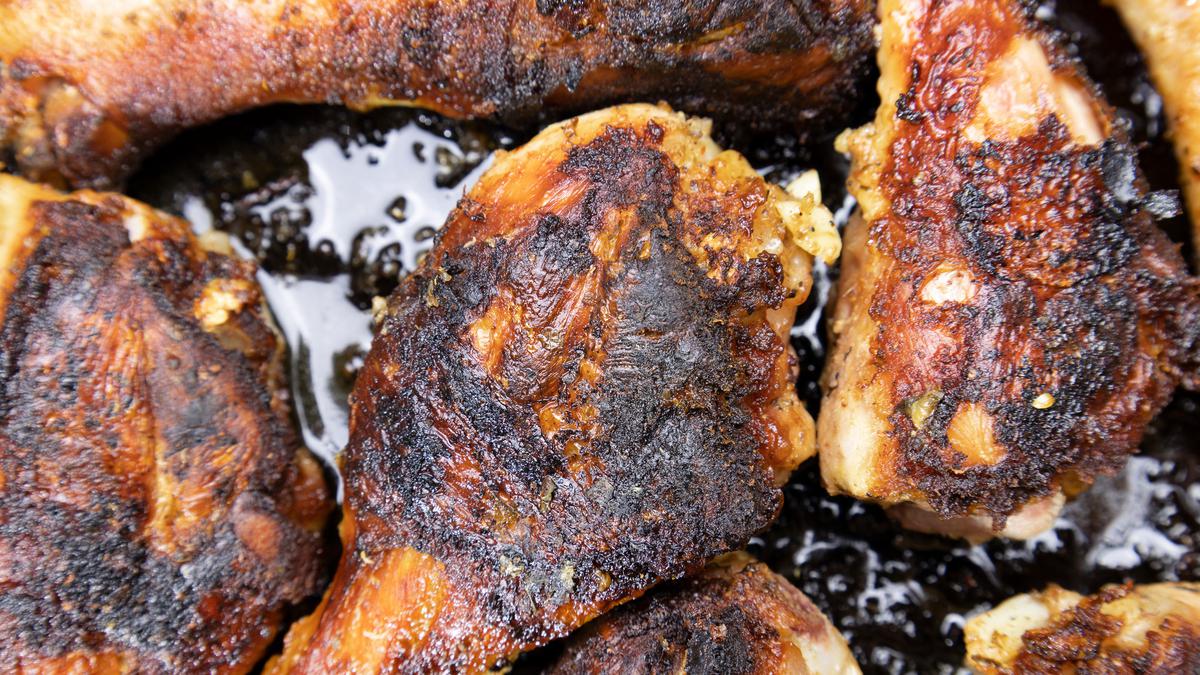 Masakan Sering Gosong? Coba 4 Tips Simple Ini Biar Nggak Gagal Lagi!