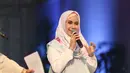 Anisa pun menceritakan persiapannya sebelum datang ke acara tersebut. Seperti halnya baju dan hijab yang berwarna pastel, dan koleksi lainnya. (Nurwahyunan/Bintang.com)