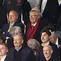 Ekspresi mantan pelatih Manchester United, Sir Alex Ferguson saat Setan Merah berhasil menang come back atas Lyon dalam laga leg 2 Perempat Final Liga Europa 2024/2025 di Old Trafford, Manchester, Inggris, Jumat (18/04/2025) dini hari WIB. (AFP/Oli Scarff)