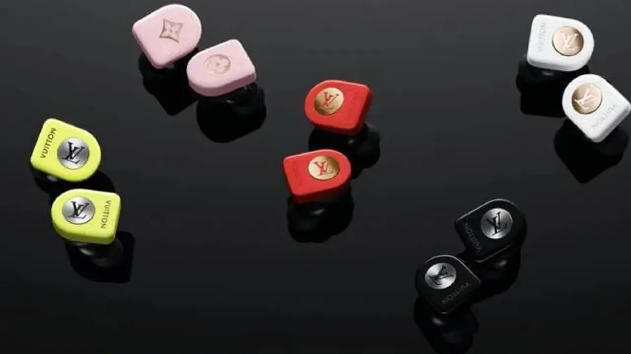 Louis Vuitton Horizon Earphones