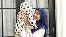 Dalam keterangan unggahannya, Shireen Sungkar tuliskan doa untuk Baby Humaira semoga tumbuh menjadi anak yang sholeha. Teuku Wisnu turut bubuhkan komentar memuji anak Zaskia dan Irwansyah itu. Ketiga anaknya sudah semakin besar yang di mana memasuki usia kanak-kanak, bintang sinetron lawas Cinta Suci ini tampak bahagia bisa momong anak bayi lagi. (Liputan6.com/IG/@shireensungkar)