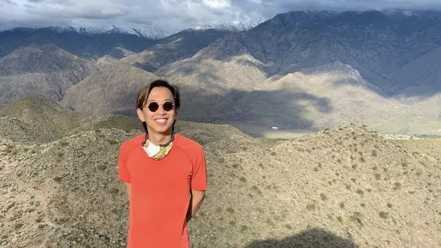 Tampilan Alfandy Mantan Penyanyi Cilik Trio-Kwek-Kwek yang Baru Lulus S3 dari Amerika   @alfandynp