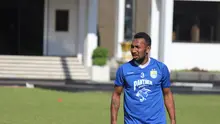 Mantan pemain Sriwijaya FC, Patrich Wanggai, dikabarkan segera resmi menjadi pemain Persib Bandung. (Bola.com/Erwin Snaz)