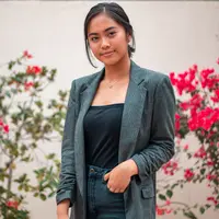 ilustrasi perempuan/Photo by Omar Yehia on Unsplash