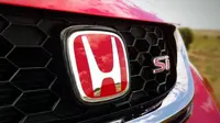 Honda H Red Emblem (Foto: ICB Motorsport).