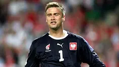 Polish goalkeeper Artur Boruc gestures during the Euro 2008 Championships Group B football match against Austria on June 12, 2008 at Ernst Happel stadium in Vienna. Poland leads 1-0. AFP PHOTO - DDP / RONNY HARTMANN