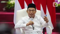 Menko PMK Muhadjir Effendy optimistis akhir 2024 angka kemiskinan akan berada di angka delapan persen. (Liputan6.com/Angga Yuniar)