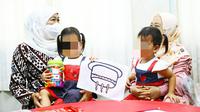 Annaya Rizka Ramadhani dan Innaya Rizka Ramadhani (Annaya-Innaya) asal Lombok Timur, Nusa Tenggara Barat, berhasil dipisahkan di RSUD Dr Soetomo Surabaya. (Dian Kurniawan/Liputan6.com).
