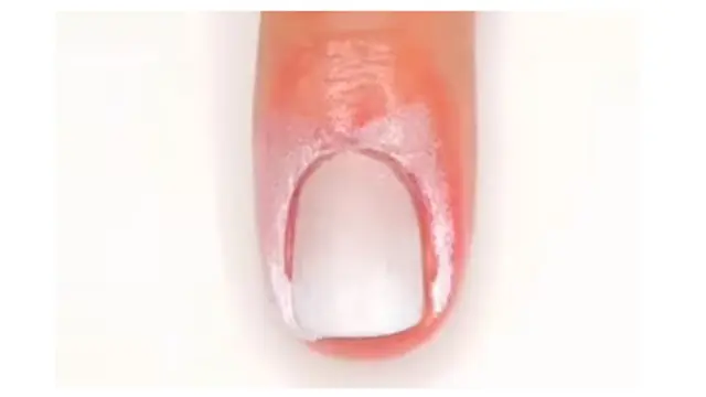 9 Langkah Mudah Bikin Nail Art Ombre di Rumah, Hasilnya Seperti Salon