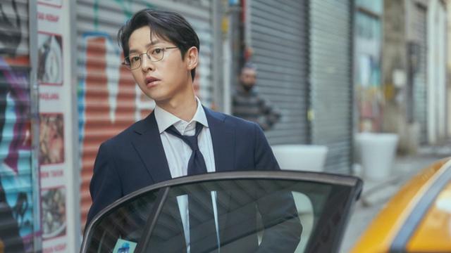 Song Joong Ki dalam Reborn Rich