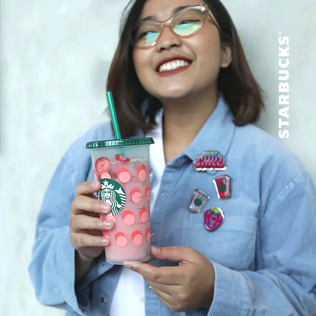 Sensasi Segar dari Strawberry Acai Refreshers yang Viral Kini Bisa Dinikmati di Indonesia