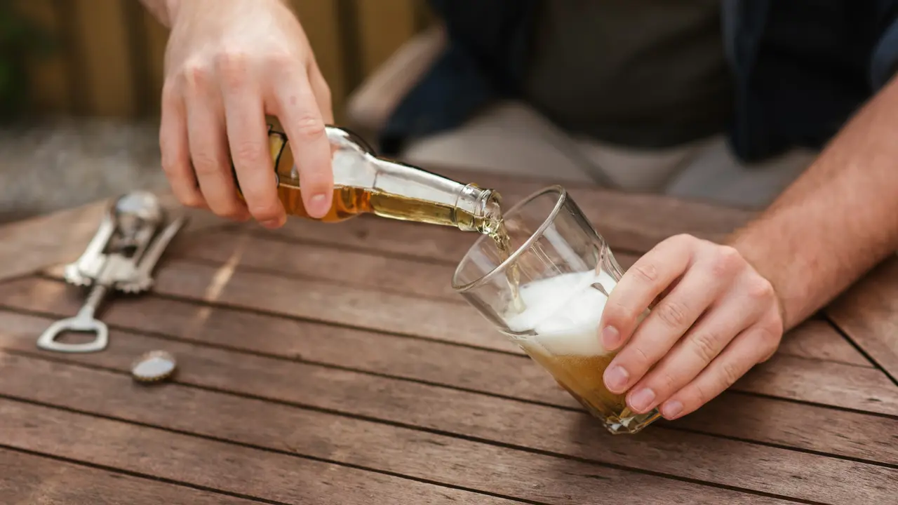 Ilustrasi Alkohol