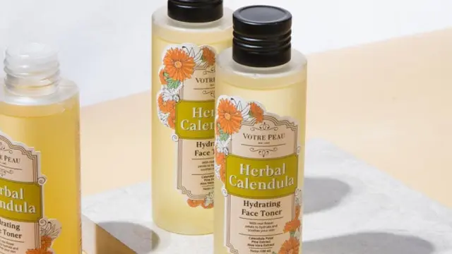 Votre Peau Herbal Calendula Hydrating Face Toner