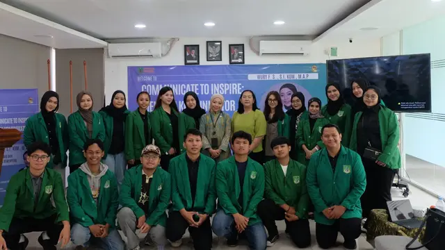 Fakultas Ilmu Sosial dan Ilmu Politik Universitas Nasional (FISIP Unas) menyelenggarakan seminar komunikasi bertajuk 'Communicate to Inspire: Menjadi Komunikator yang Efektif'.