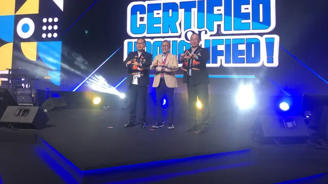 Menteri Perdagangan Zulkifli Hasan (Zulhas) mewakili Presiden Joko Widodo (Jokowi) dalam kegiatan peresmian pembukaan The Biggest Real Estate Summit 2023
